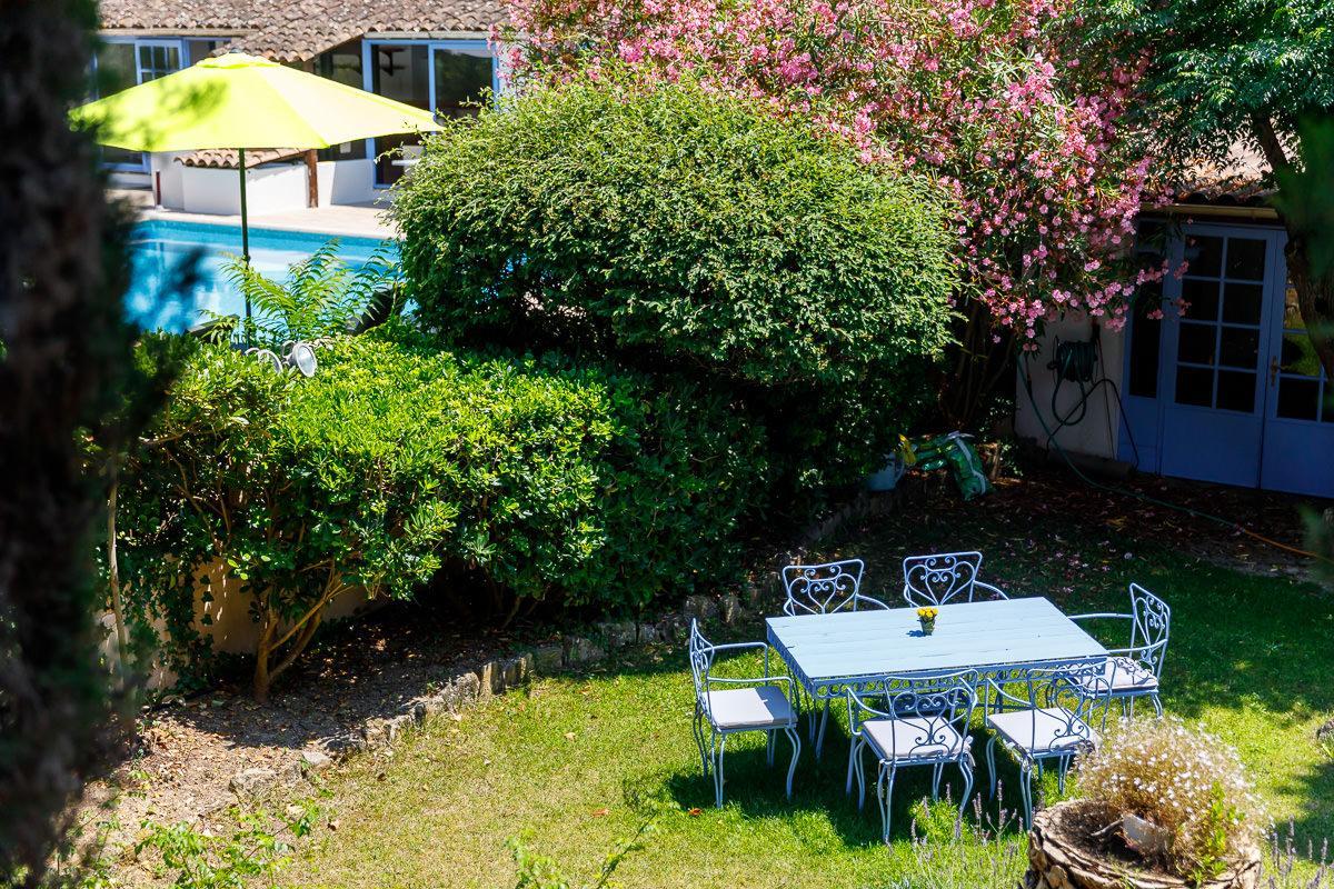 Hotel Les Liserons De מוגין מראה חיצוני תמונה